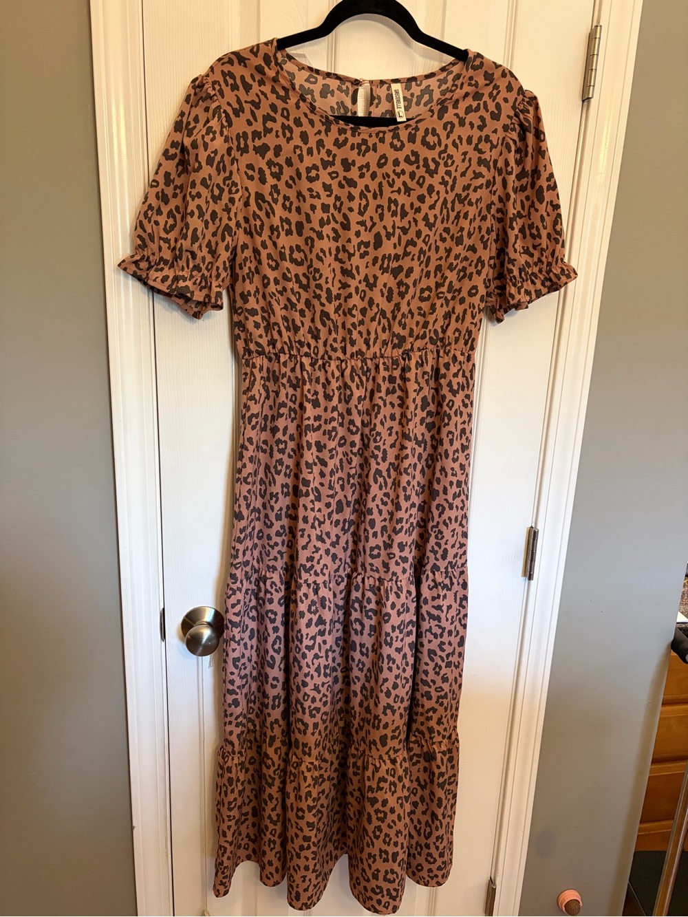 Leopard Print Tiered Midi Dress - Mauve Brown